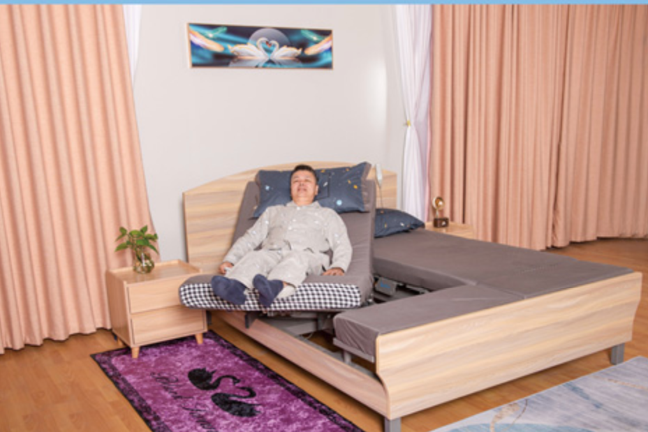 IM602 Double Rotating Nursing Bed