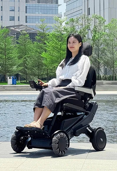 X13 Intelligent Automatic Climbing stairs Power Wheelchair
